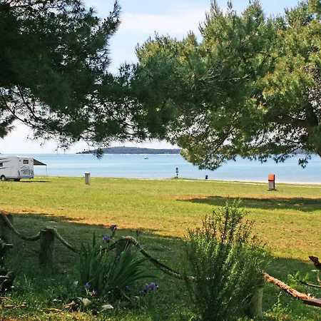 بيت للعطل Holiday Camping Pineta.13 فاجانا